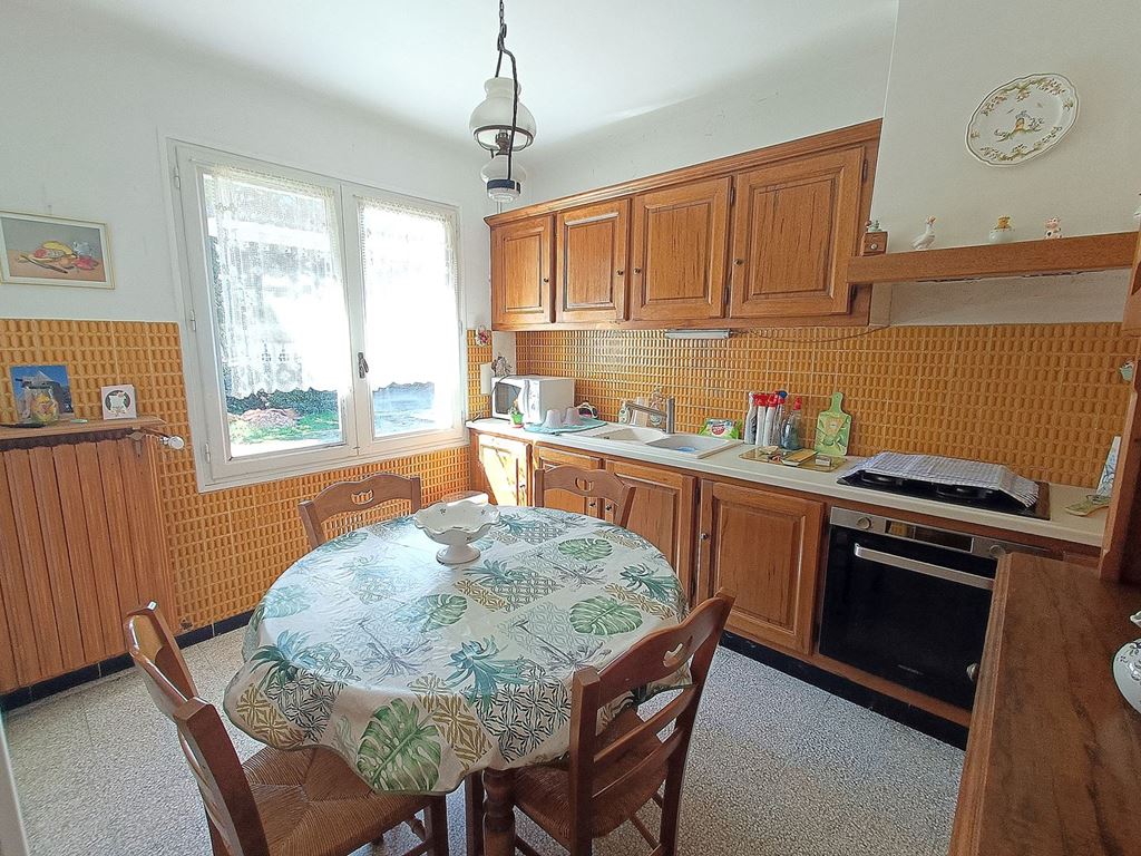 Maison de plain pied REGUSSE (83630) AZUR VERDON IMMO