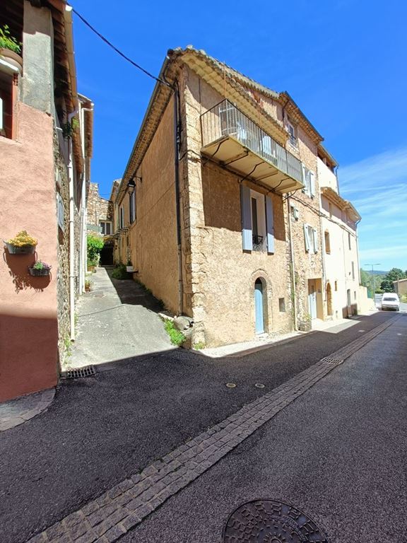 Maison de village REGUSSE (83630) AZUR VERDON IMMO